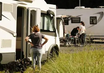 La Guardia Municipal de San Sebasti n multa a tres caravanas al